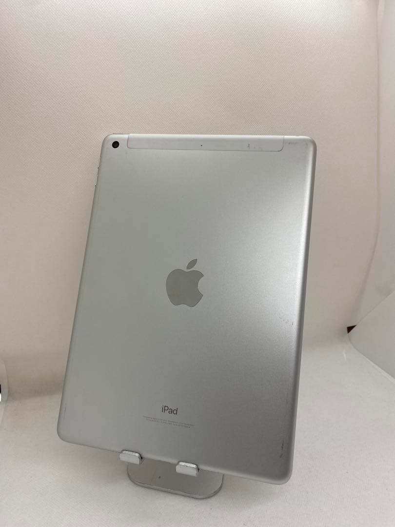iPad 第5世代 32GB SIMフリー 82156