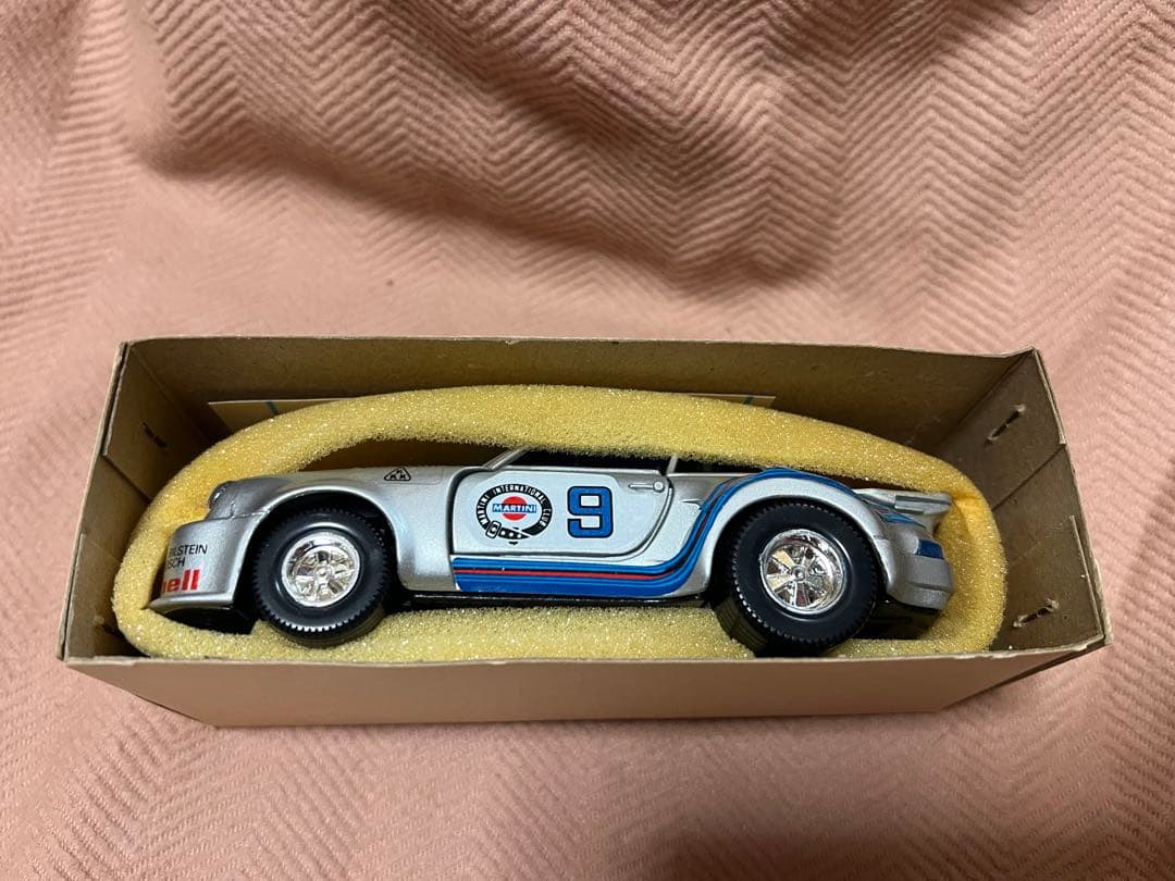 ヨネザワ ダイヤペット　ポルシェ935RSR マルティニ　レーシング