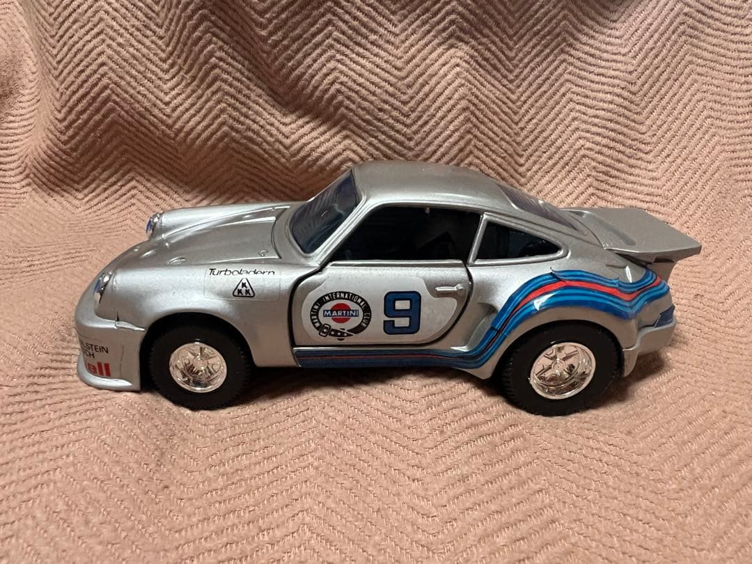 ヨネザワ ダイヤペット　ポルシェ935RSR マルティニ　レーシング