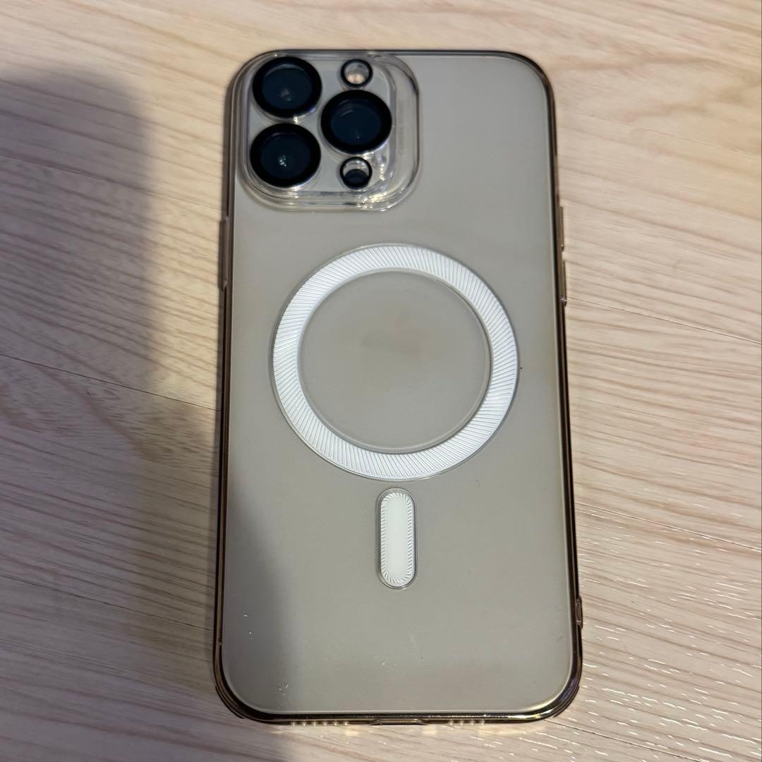 【Luat Nguyen】iPhone13ProMax256GBゴールド