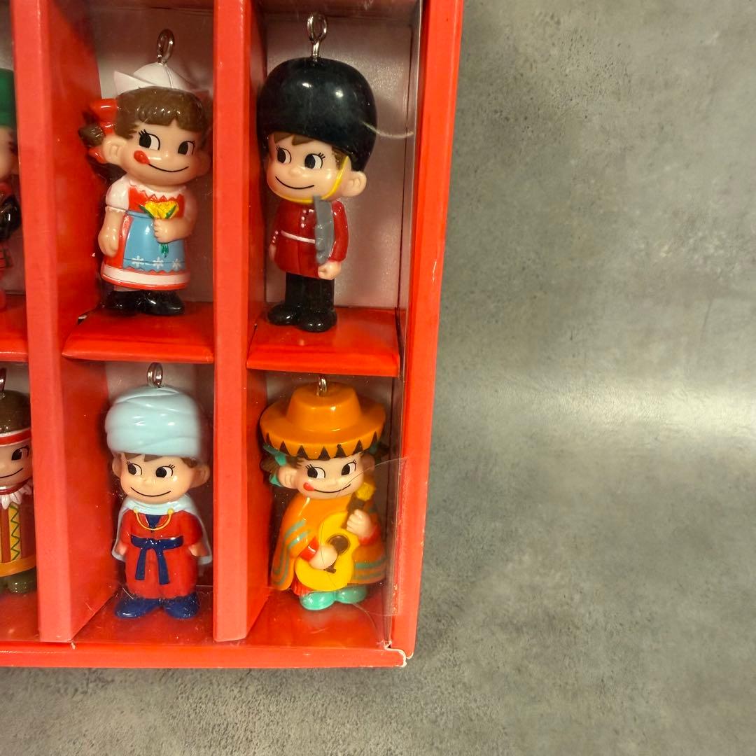 時代物　超レア　昭和　レトロプレミアム商品　ペコちゃん　キーホルダー　セット