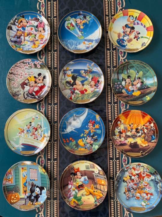 【ディズニー/Disney】マンスリープレート(1月〜12月)12点セット