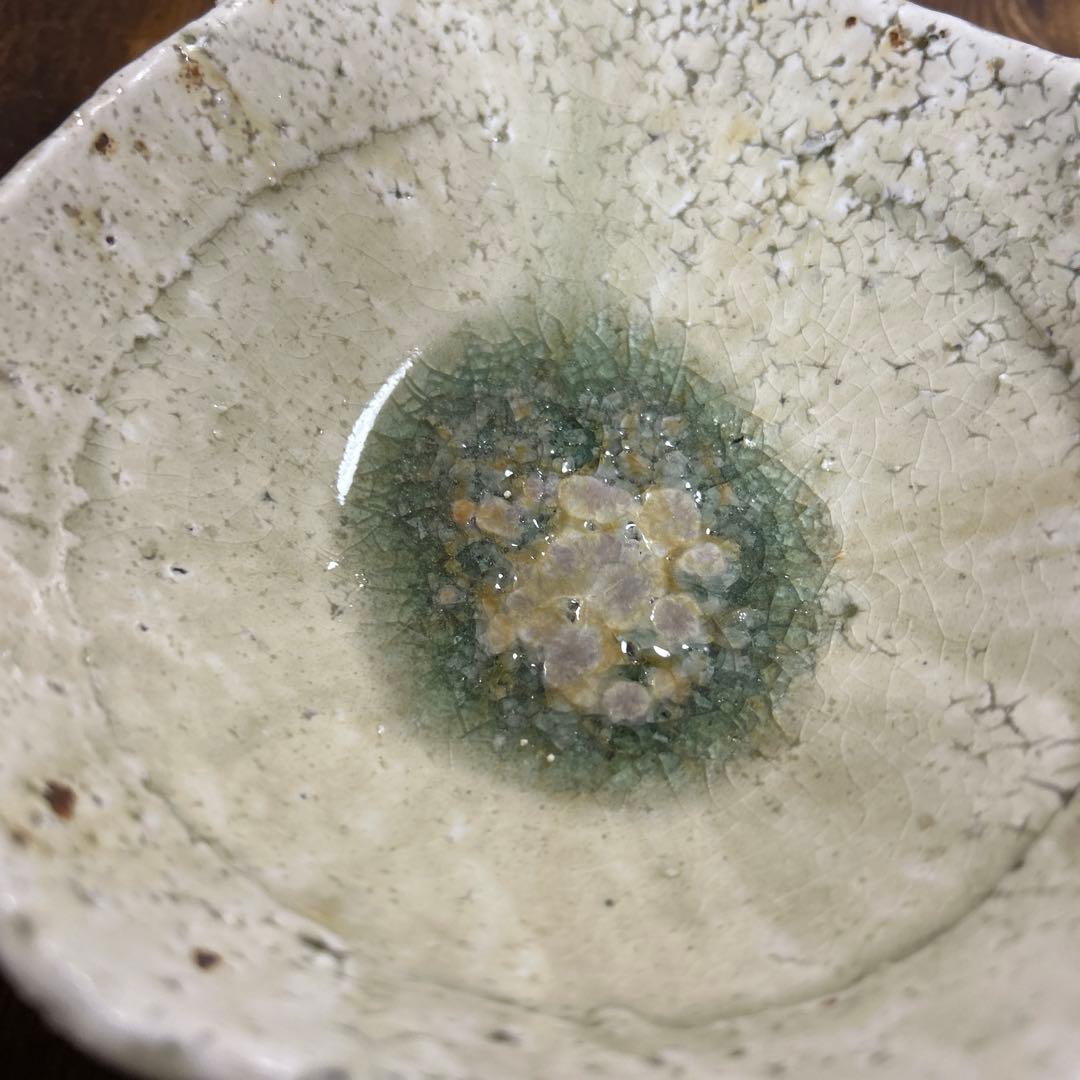 作家　陶芸作家　とんすい　ヨーグルト鉢　片手鉢　手捻り　２つ　浅広めビードロ粉引