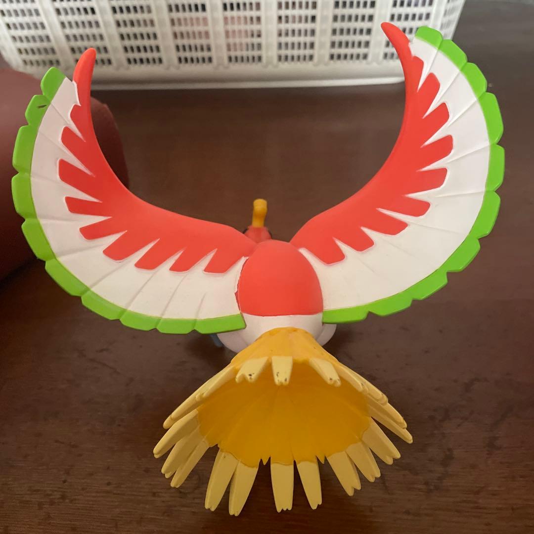 ホウオウ　フィギュア