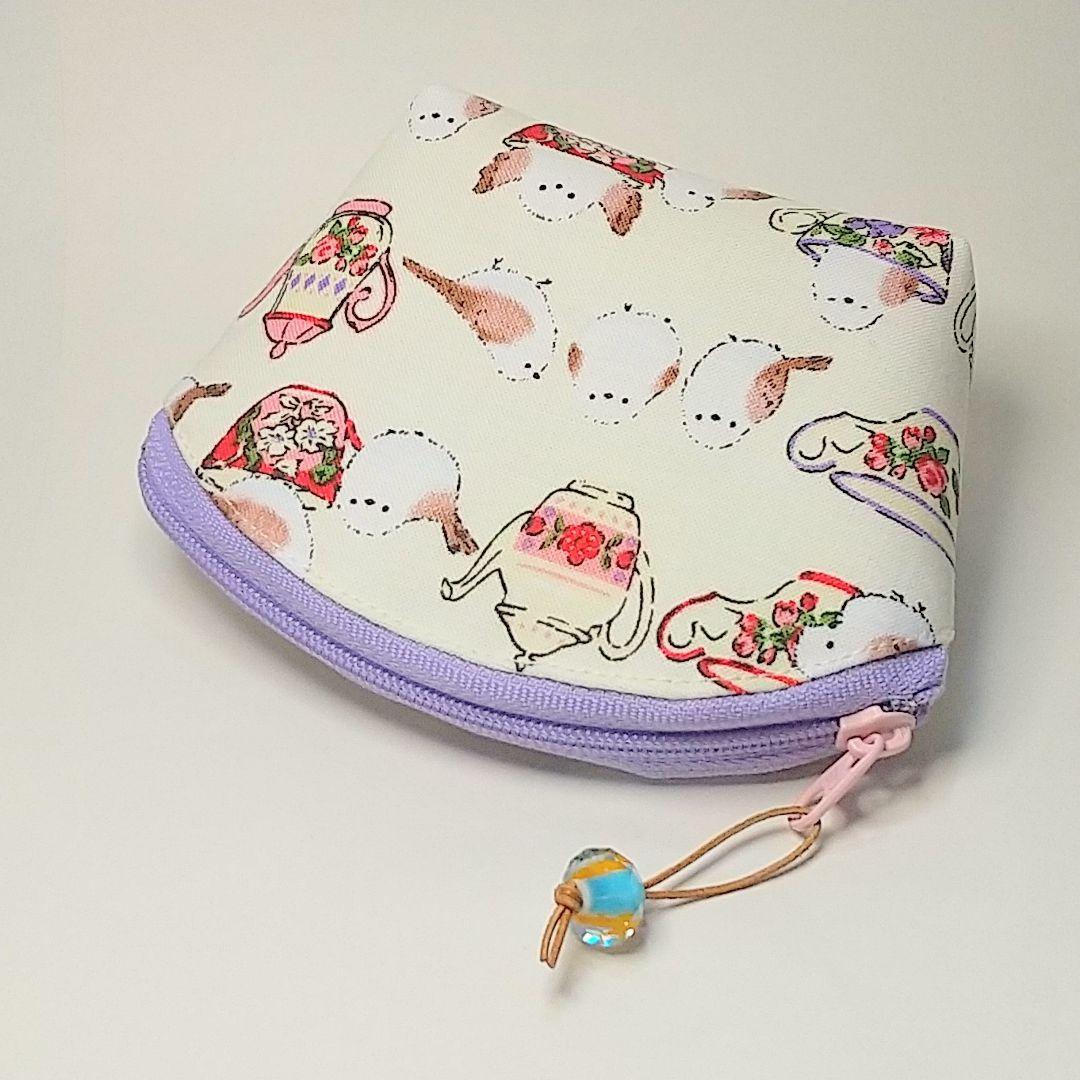 作品例★ハンドメイド ポーチ シマエナガ カップ 白 鳥 革紐 ガラスビーズ