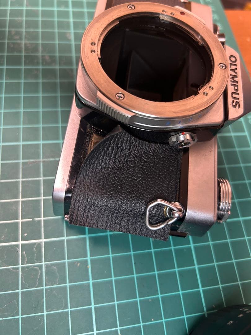 人気機種Olympus オリンパス　OM-1 レンズ2個シャター