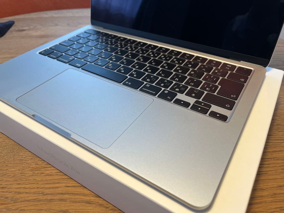 【極美品】MacBook Air M2 13インチ 16GB 512GB