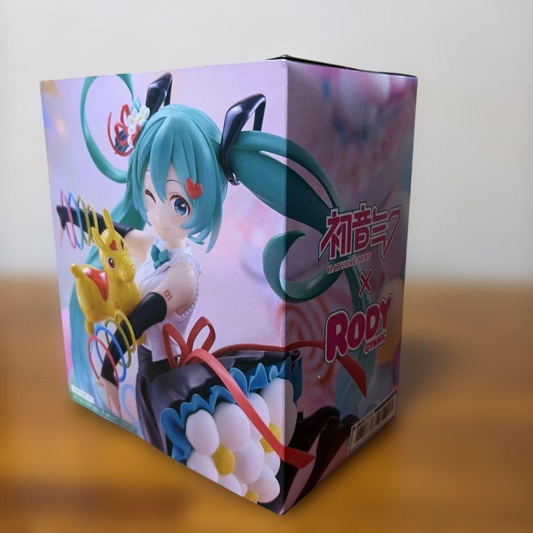 初音ミク ペイントガール 雪ミク　初音ミク× RODY ルミナスタ 5体セット