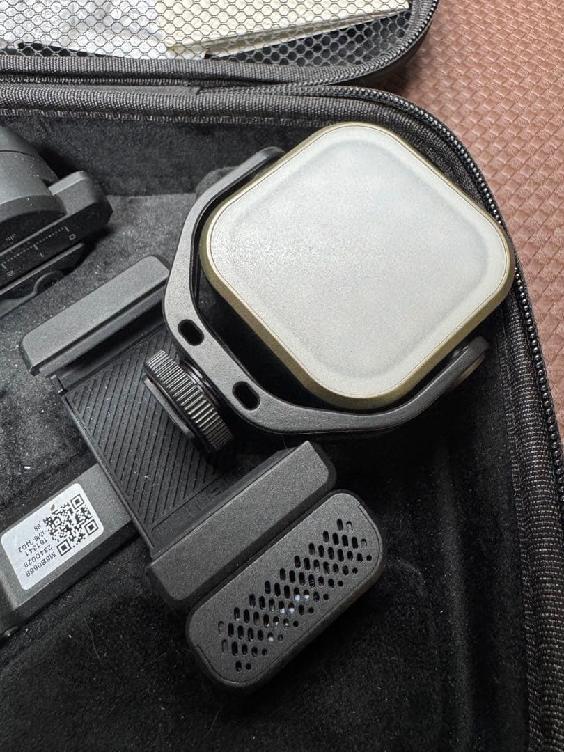 hohem M6 スマホスタビライザーとライトセット