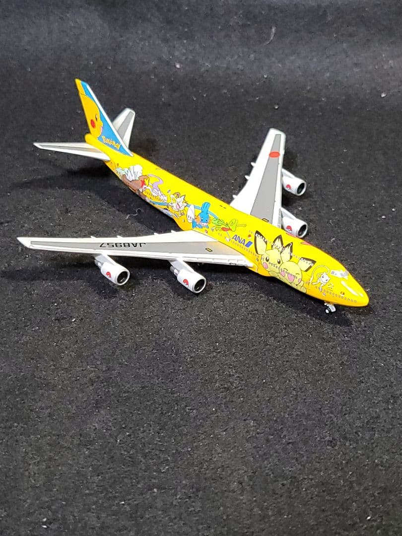 1/500『 ANA ポケモンジェットBOEING747-400』&ポストカード