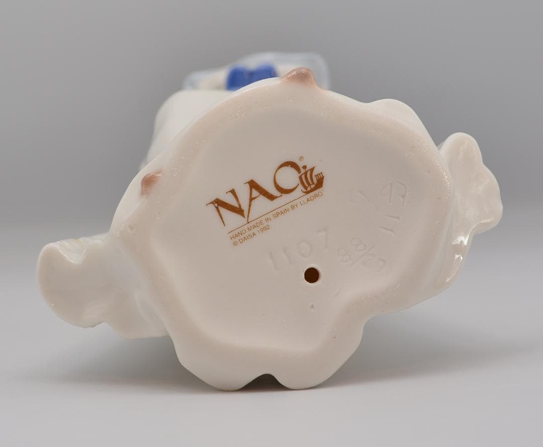 もう眠いの　＃1107　★NAO・リヤドロ　スペイン　光沢仕上げ　絶版