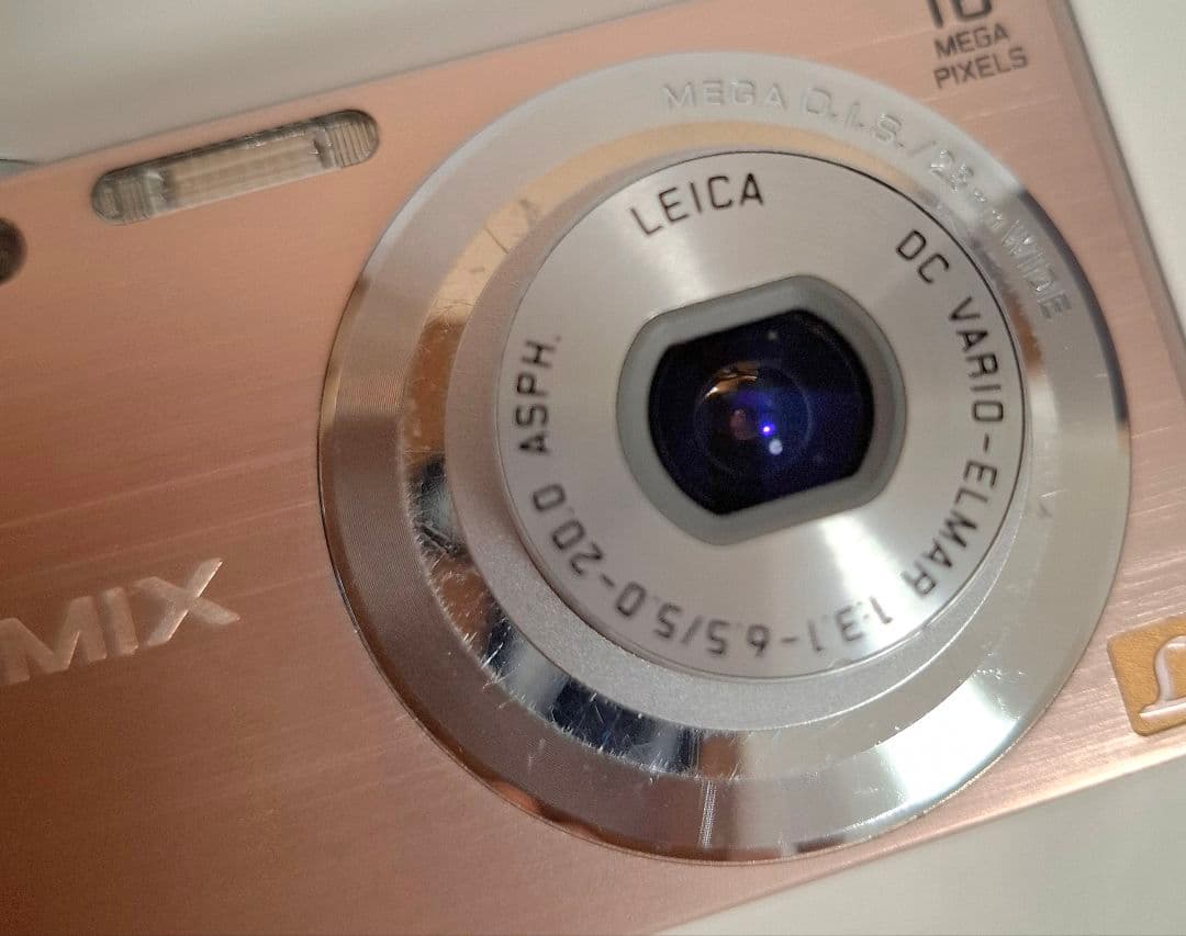 [美品]パナソニックLUMIX DMC-FH5 デジタルカメラ