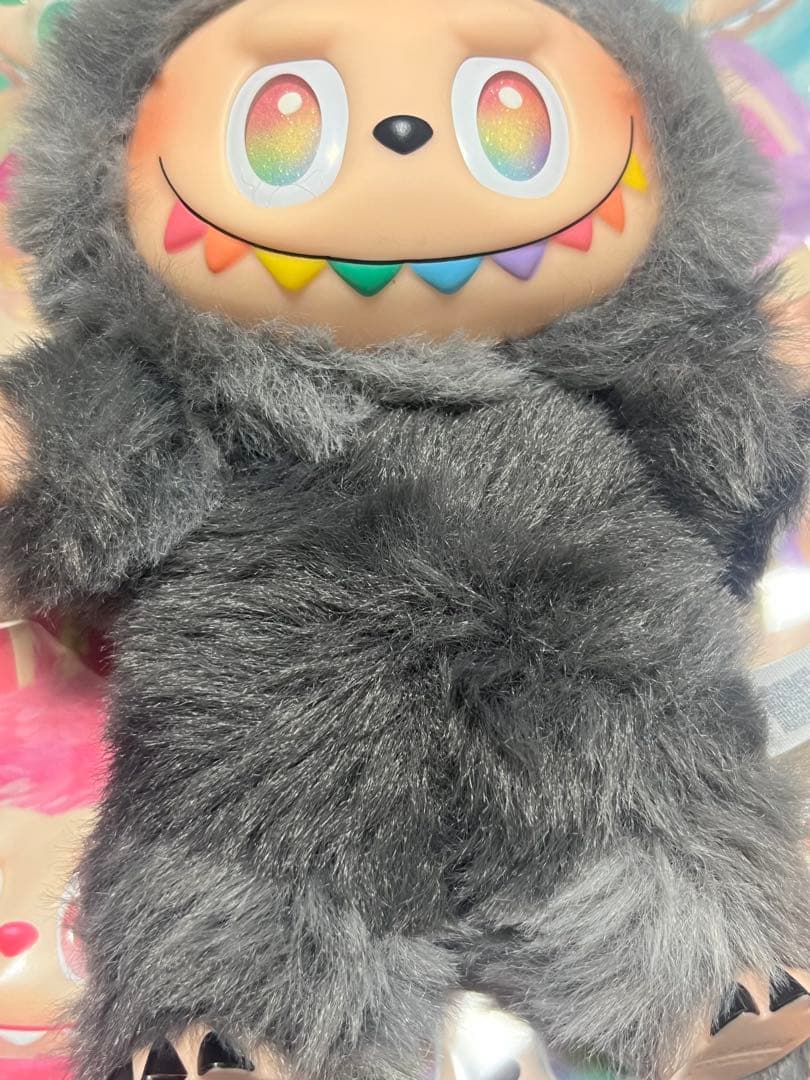 THE MONSTERS Big into Energy ぬいぐるみペンダント