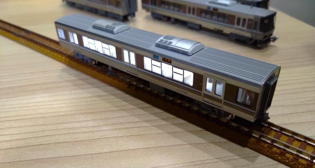 Nゲージ　KATO　223系2000番台1次車　新快速　4両セット　室内灯付き