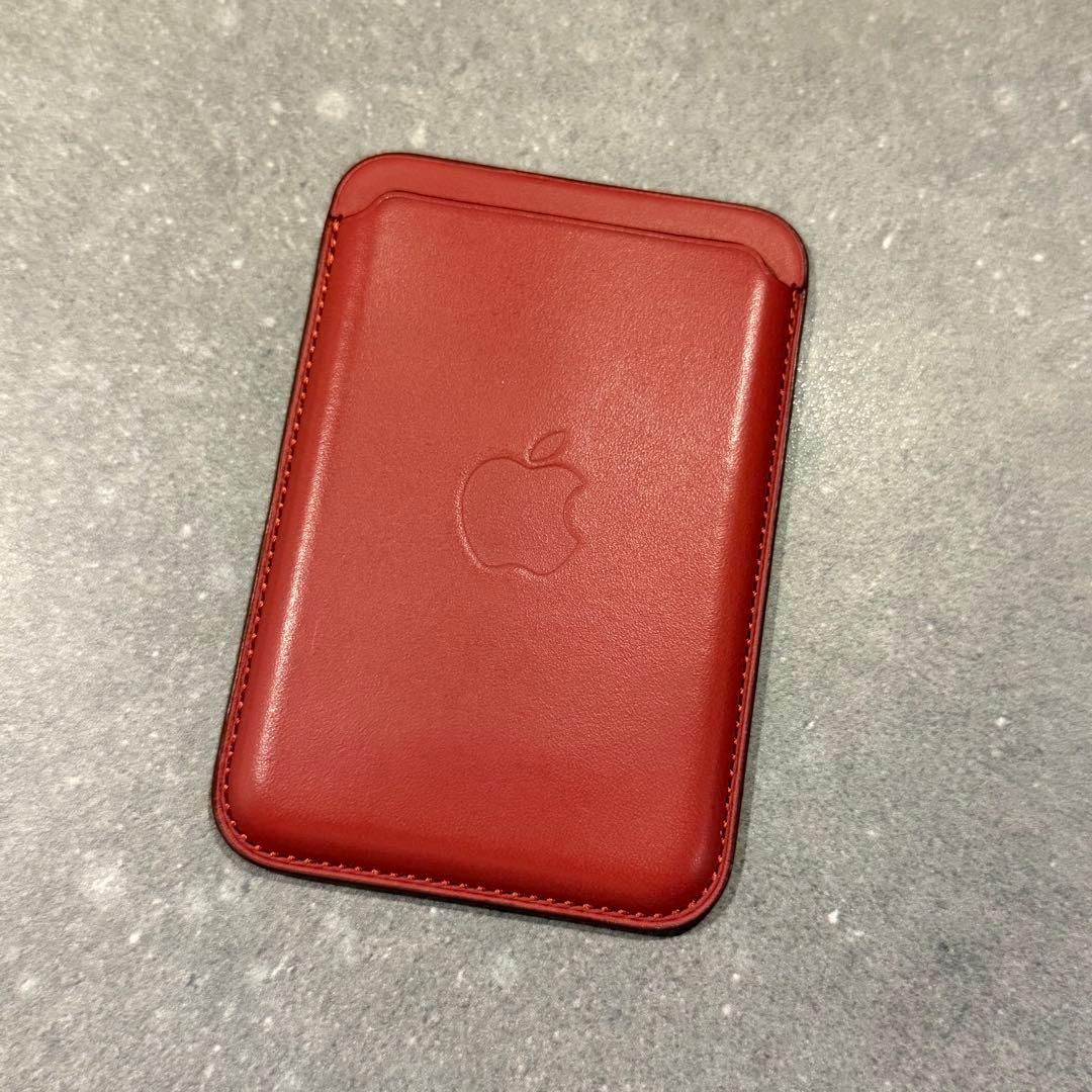 純正 MagSafe対応iPhoneレザーウォレット アリゾナ