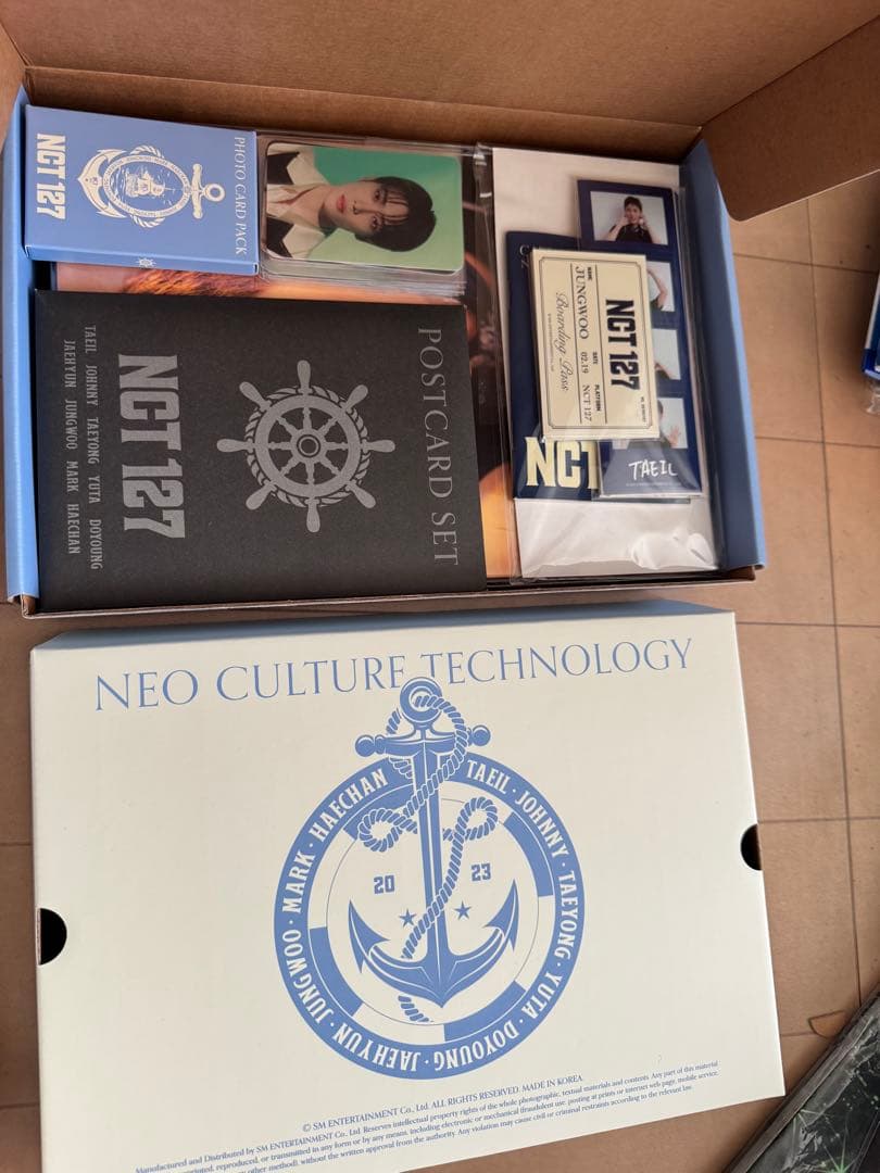 新品同様多数！大量NCT127グッズ　ペンライト　シーグリ　CD DVD
