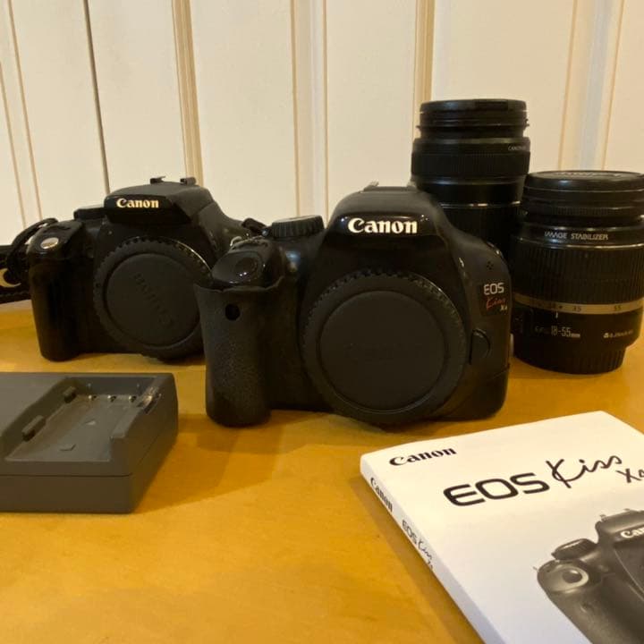 【2台セット】Canon EOS KISS DigitalN ＆ X4 Wズーム