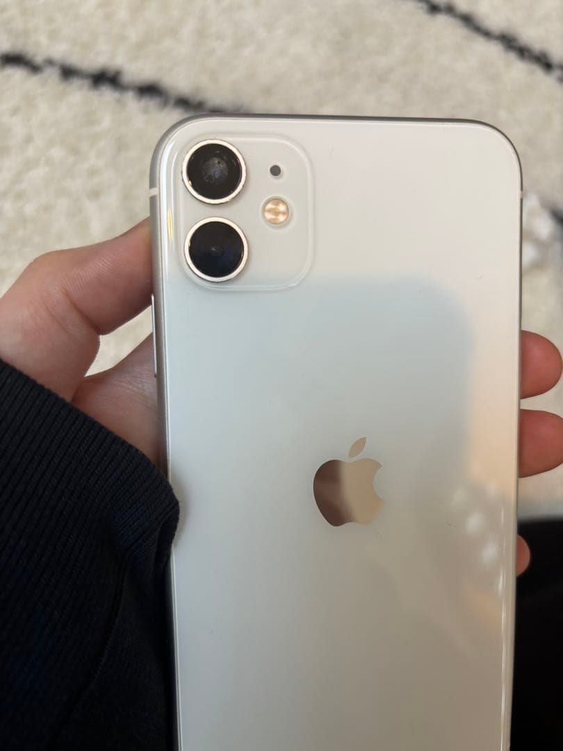 ツ*グ様 Apple iPhone 11 ホワイト 本体