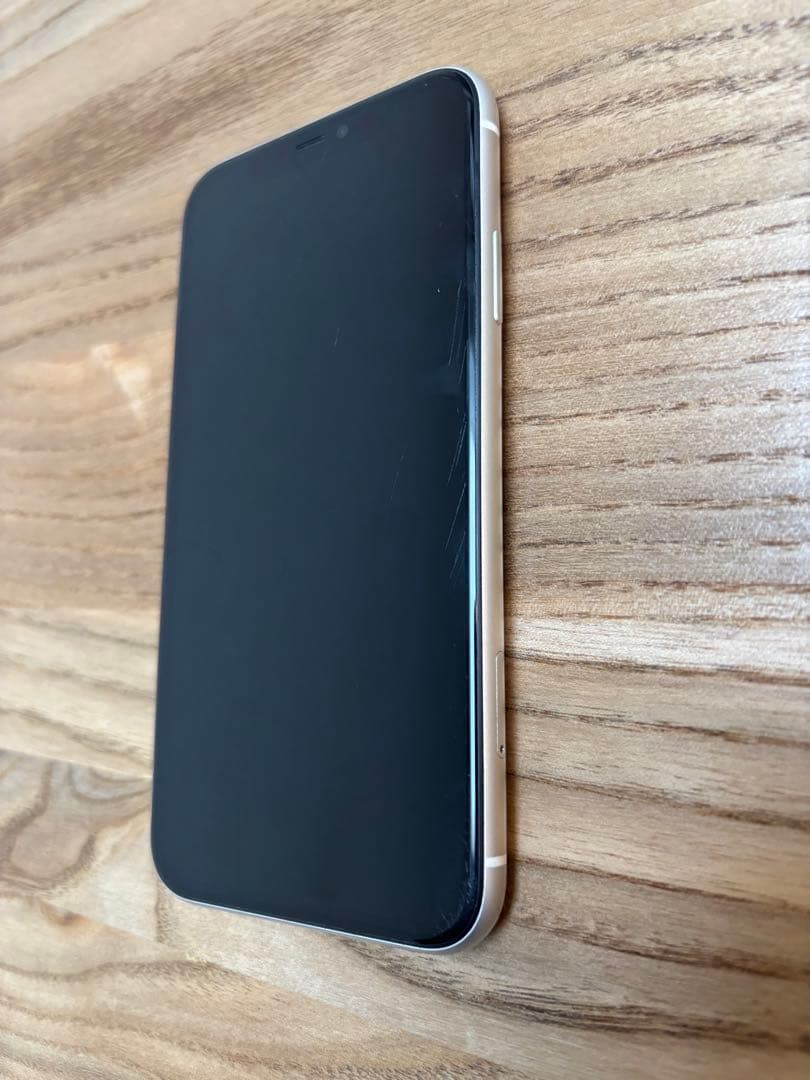 ツ*グ様 Apple iPhone 11 ホワイト 本体