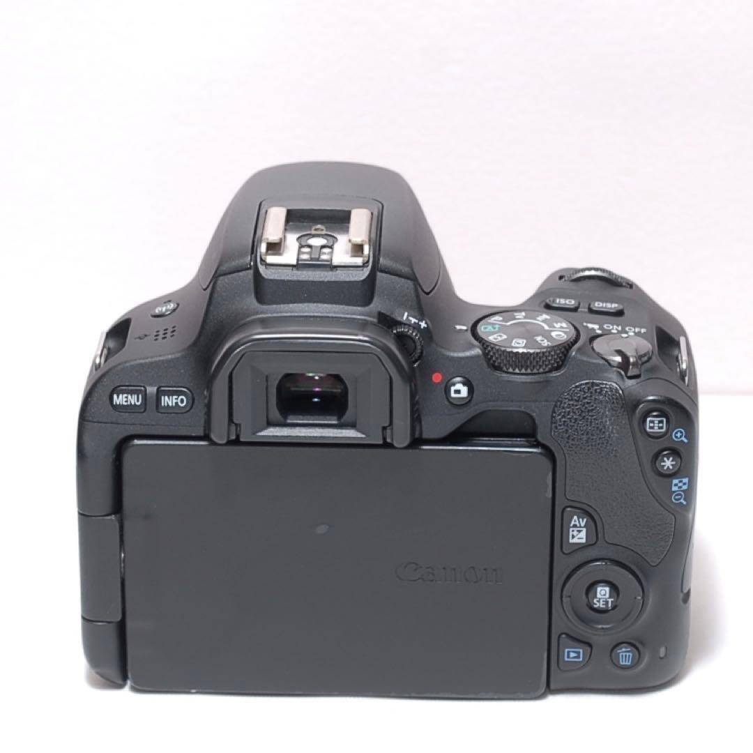 美品✨スポーツ観戦に✨Canon Kiss X9✨ダブルレンズ✨Wi-Fi機能