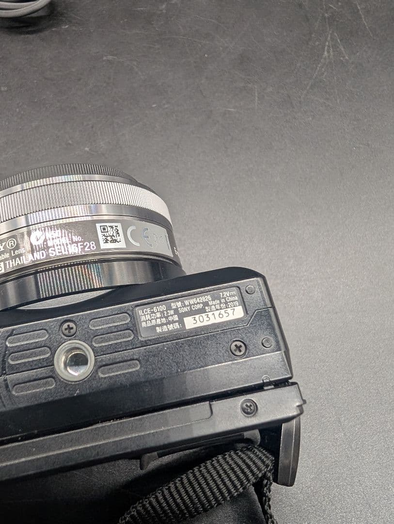 【動作良好】Sony α6100 SEL16F28　ミラーレス一眼