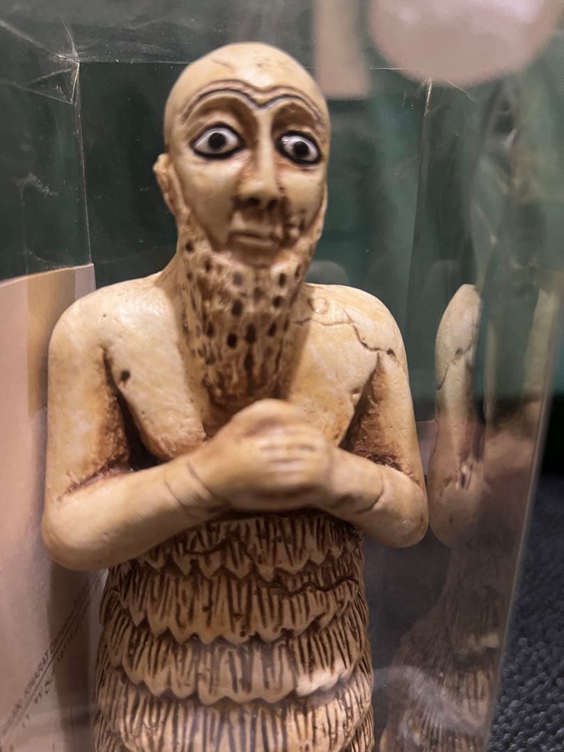 Eshnunna Statue 紀元前2500年王の像
