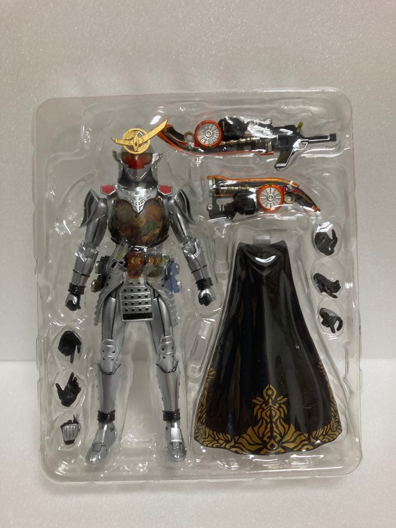 S.H figuarts 仮面ライダー鎧武 極アームズ