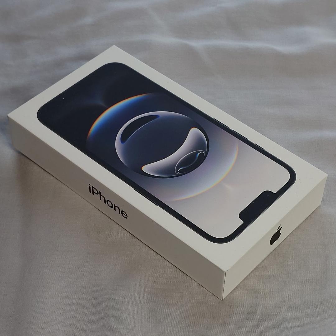 新品☆ Apple iPhone 16e ブラック 128GB SIMフリー