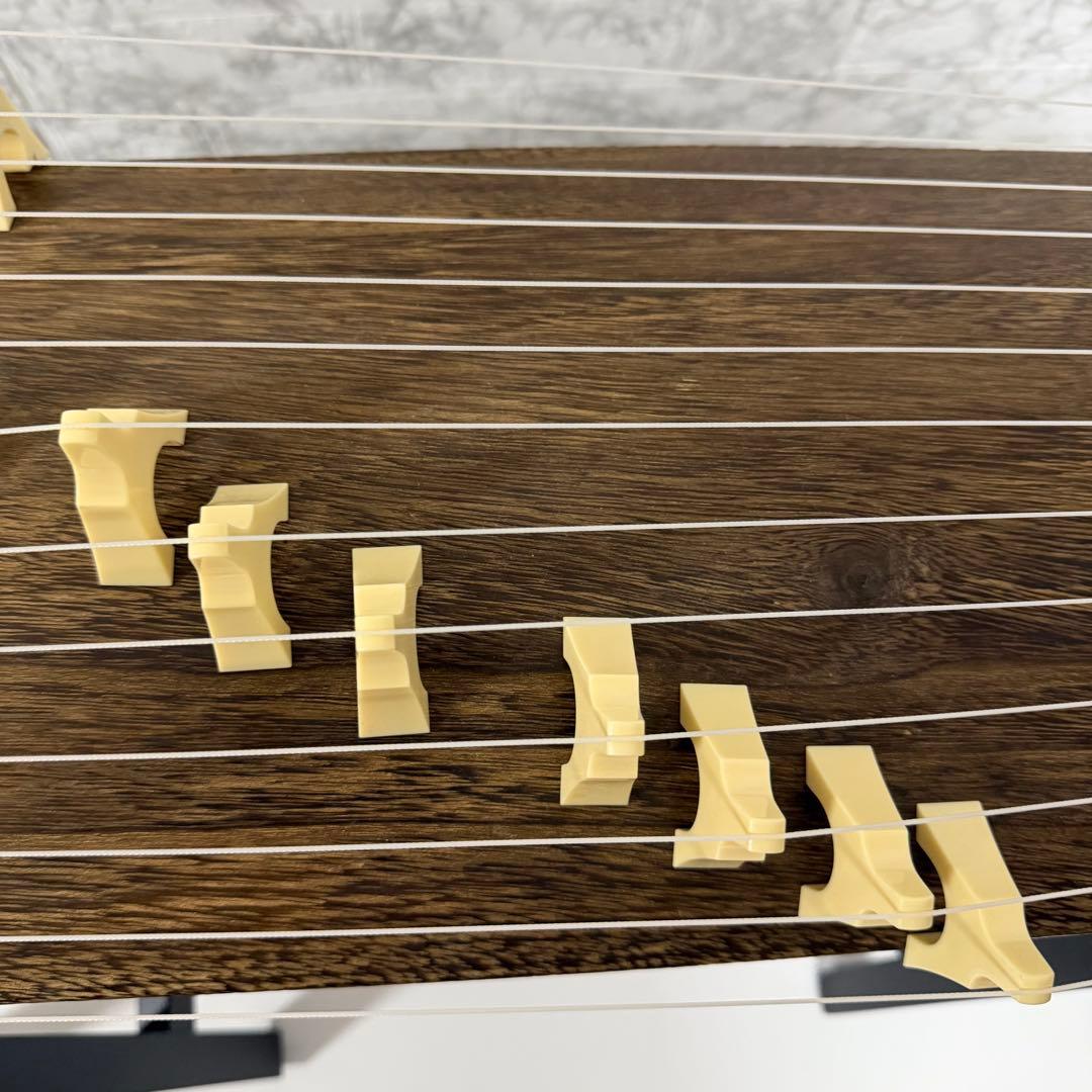③美品　ゼンオン 文化箏 上級 13弦 専用スタンド（立奏台）　短琴　柏葉