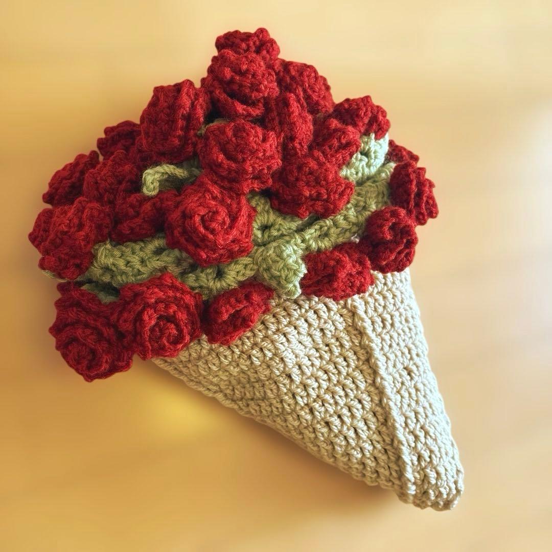 ブーケブランケット　♡ 枯れない花束　赤いバラ　かぎ針編み　完成品