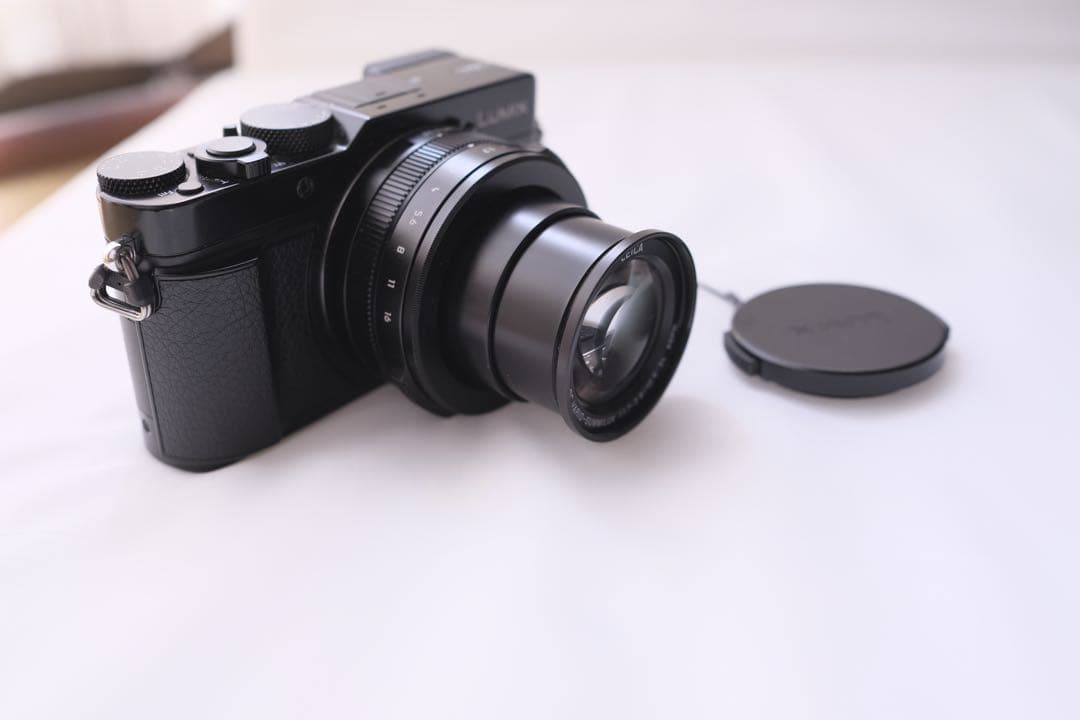 デジタルカメラ Panasonic LUMIX DC-LX100M2 4K