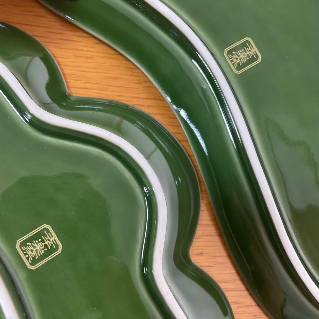 新品未使用‼️有田焼　幸楽窯　錦茶緑金松葉形前菜皿　3枚セット