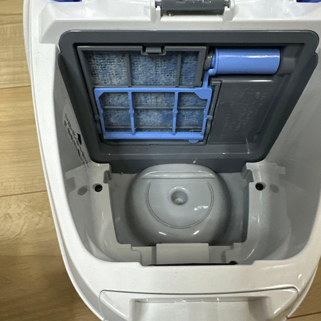 日立　サイクロン式　掃除機　CV-SD8