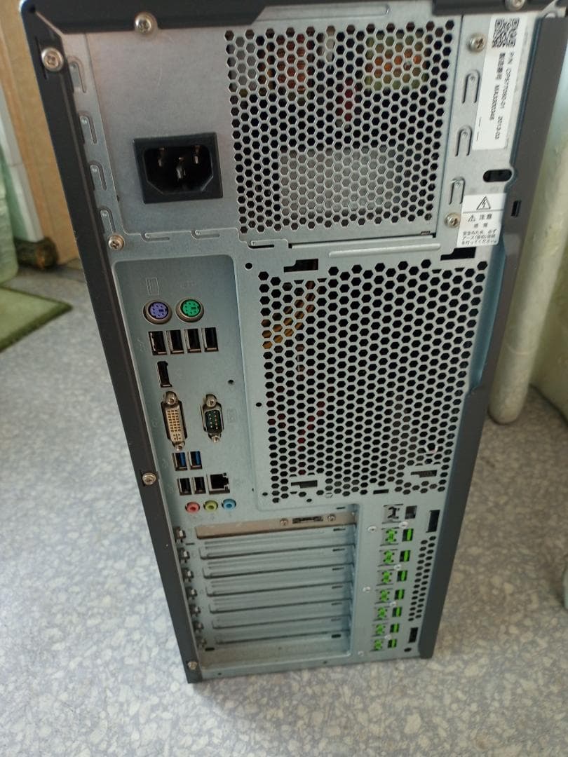 Windowsデスクトップ FUJITSU CELSIUS W520