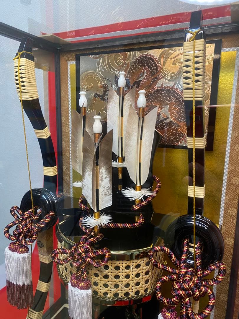 東京久月　破魔弓　ガラスケース１８号・間口約３7×奥行約２８×高さ約６５㎝