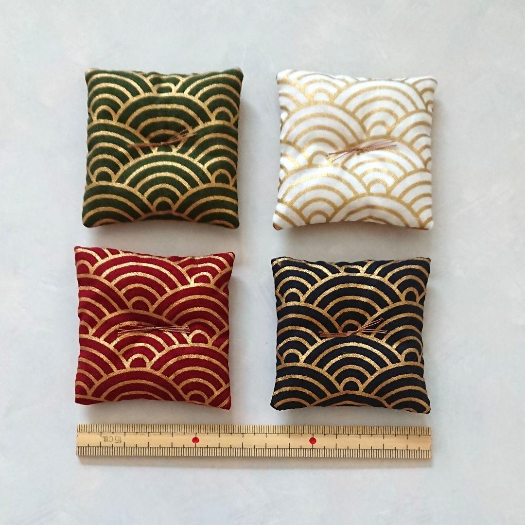ミニ座布団 置物用 青海波 ハンドメイド ミニチュア