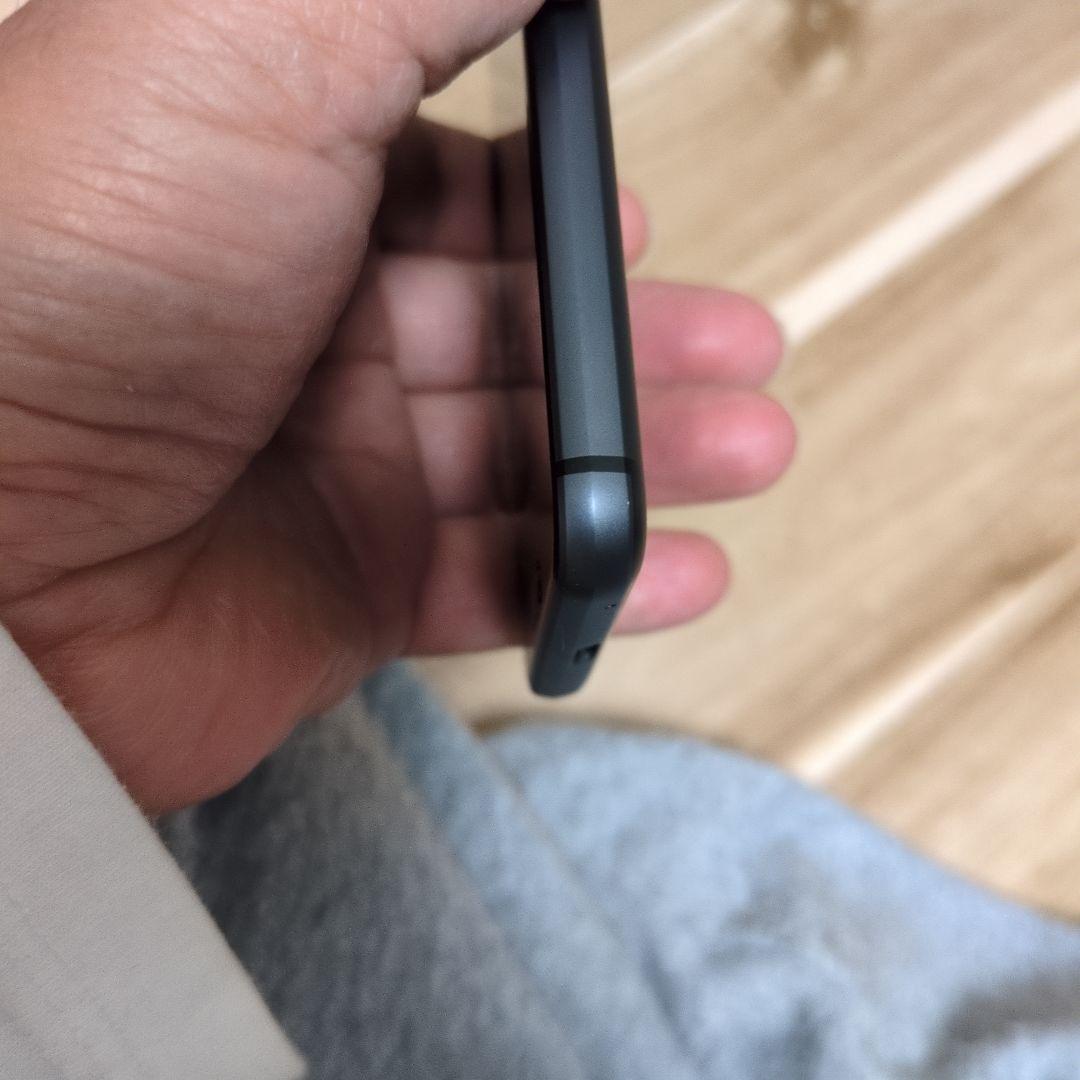 スリム ブラックスマートフォン 本体