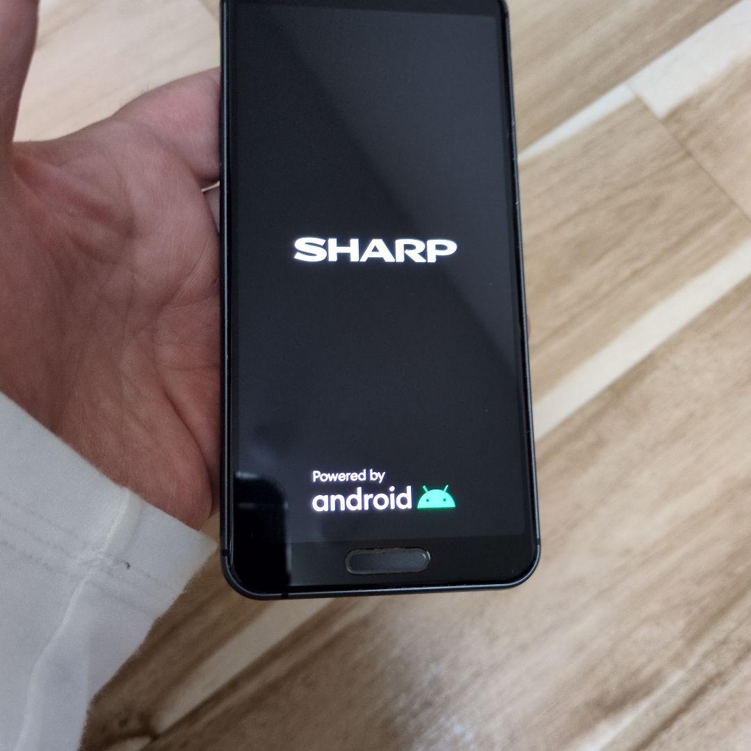 スリム ブラックスマートフォン 本体