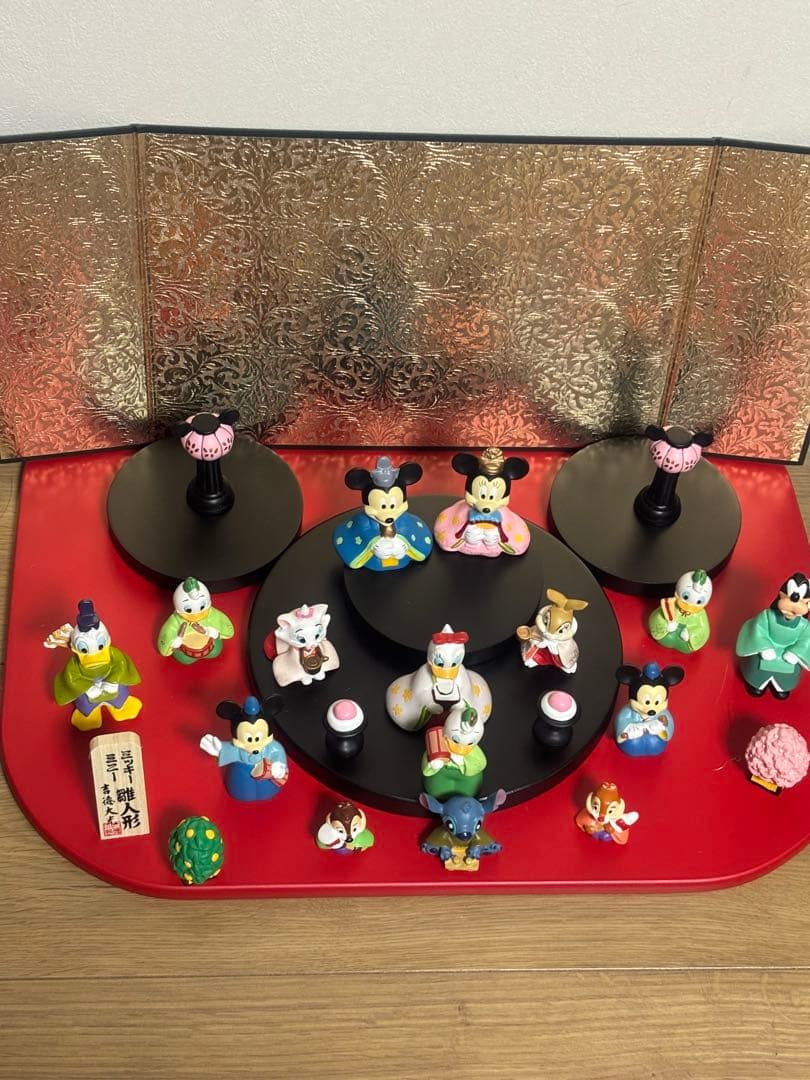 雛人形セット ミッキー ミニー ドナルド デイジー　陶器　お雛様　可愛い