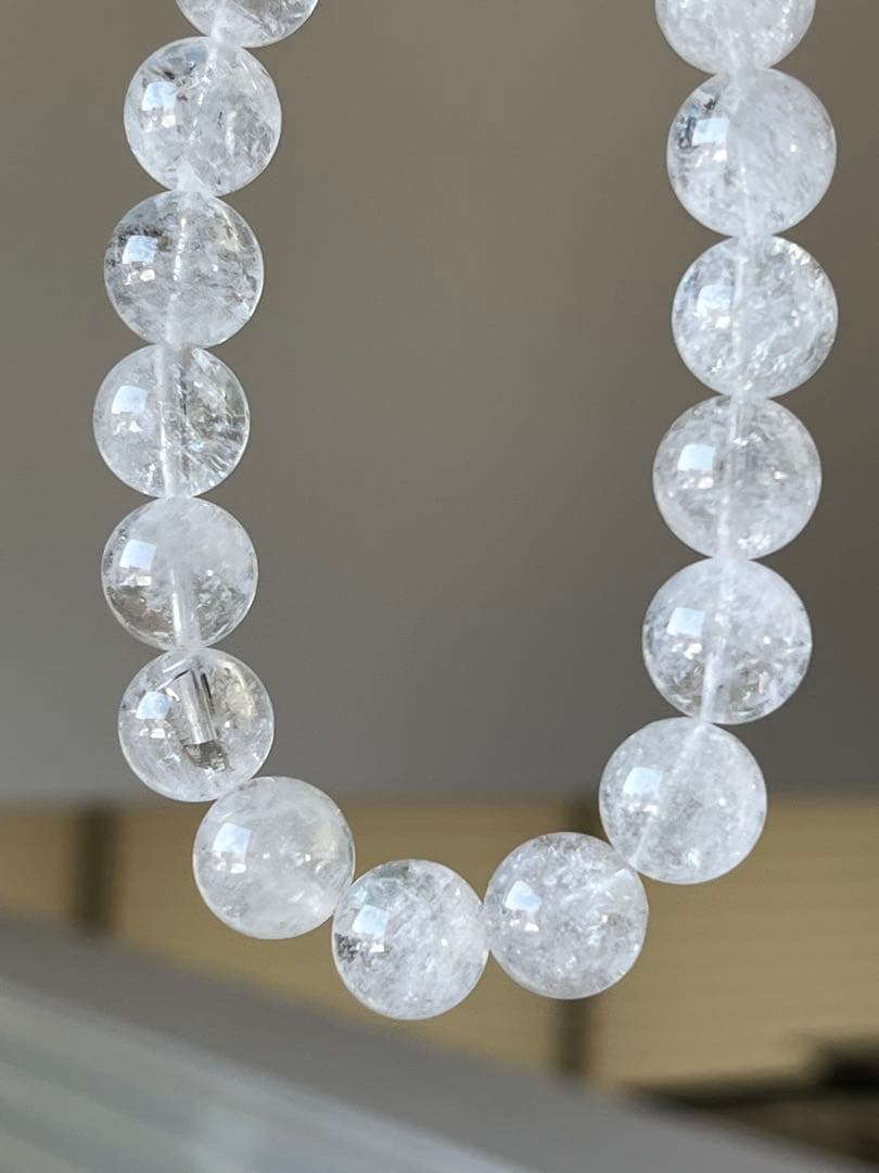 天然石ブレスレット☆高品質！ヒマラヤ水晶１０ｍｍ後半①☆キラキラ＆小さな虹入り♡