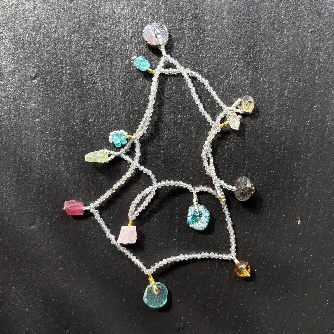 天然石のネックレス