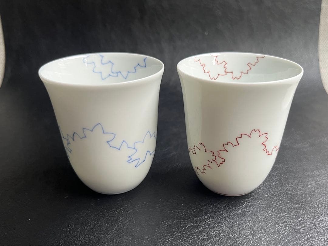 伊万里焼　畑萬陶苑　茶器セット　さくら　急須　湯呑み2点　小皿2枚　もてなし揃
