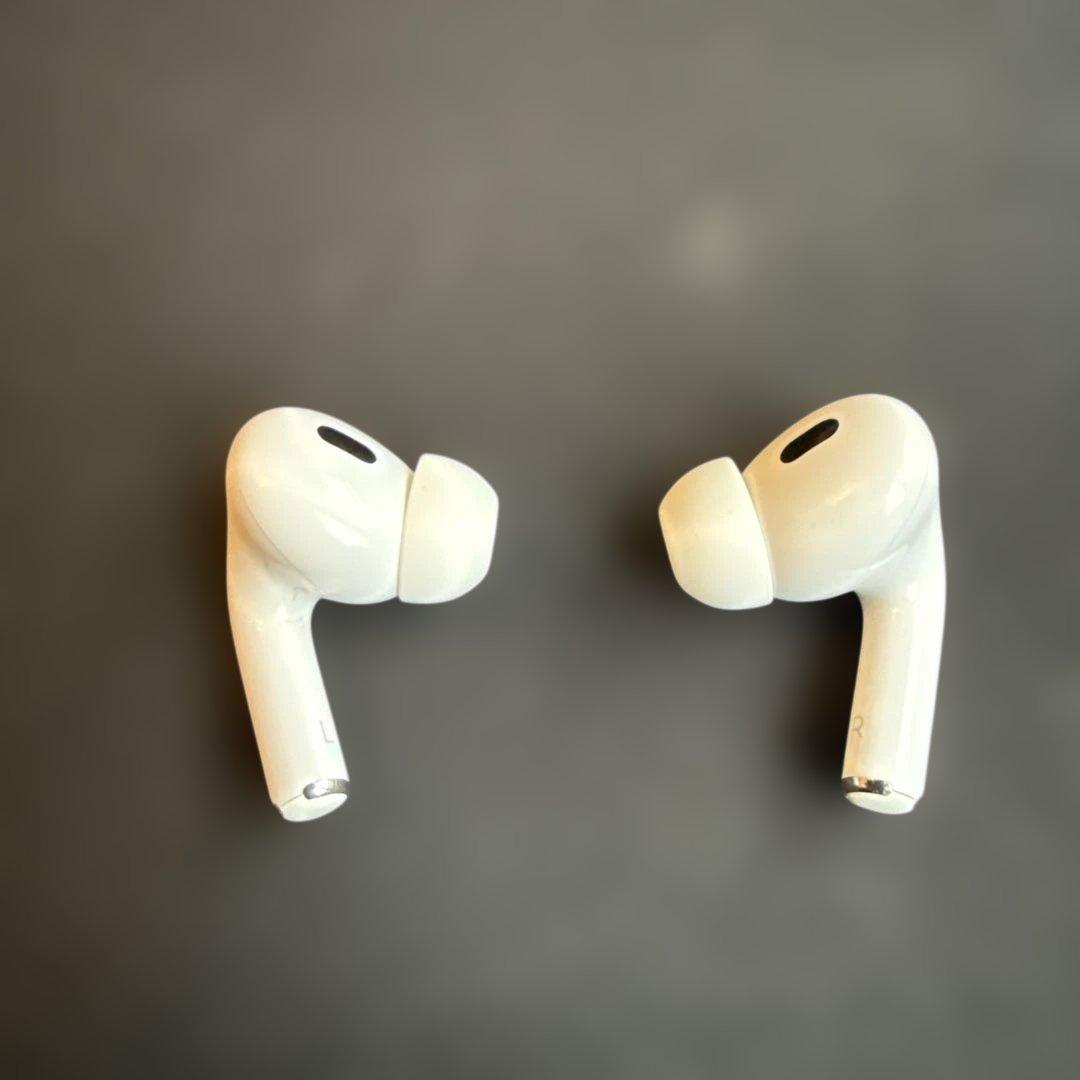 AirPods Pro 第2世代 Lightning MQD83J/A UAG