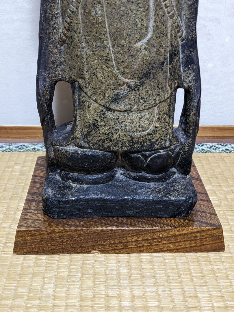 ♦観音菩薩立像 仏教美術 仏像 苦難厄除け 飾り 古美術骨董品 彫りの良い作品