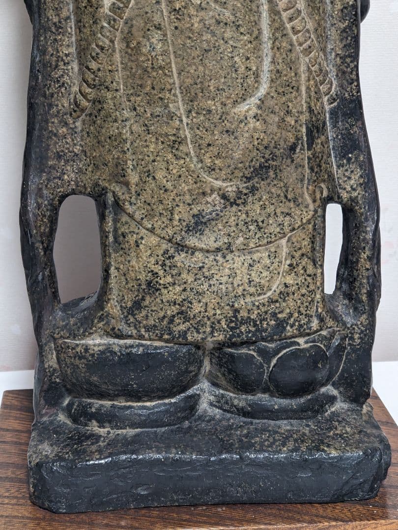 ♦観音菩薩立像 仏教美術 仏像 苦難厄除け 飾り 古美術骨董品 彫りの良い作品