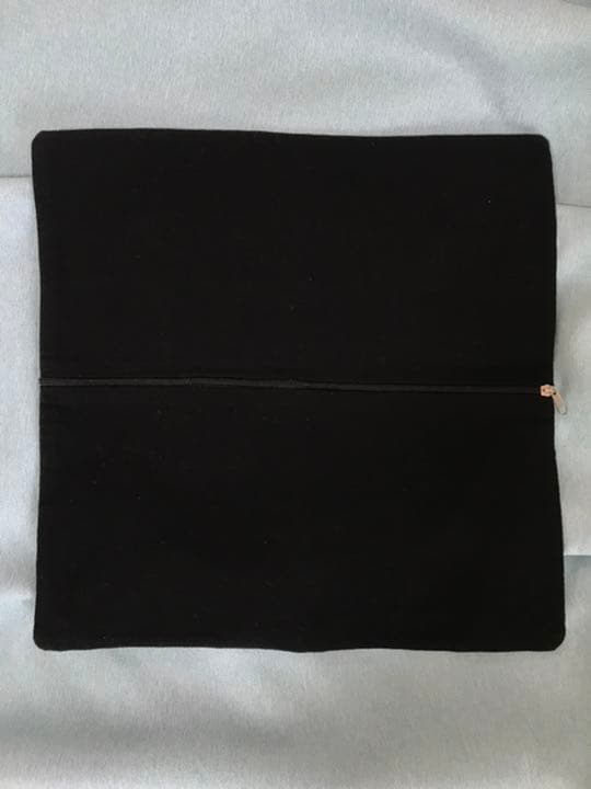 現地購入　ペルー　コルカバレー刺繍　クッションカバー　2枚組