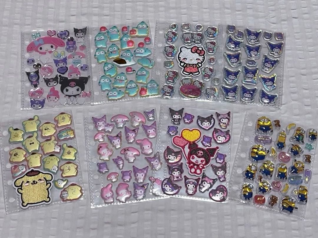 シール帳完成品！正規品シールのみ、サンリオたまごっち②