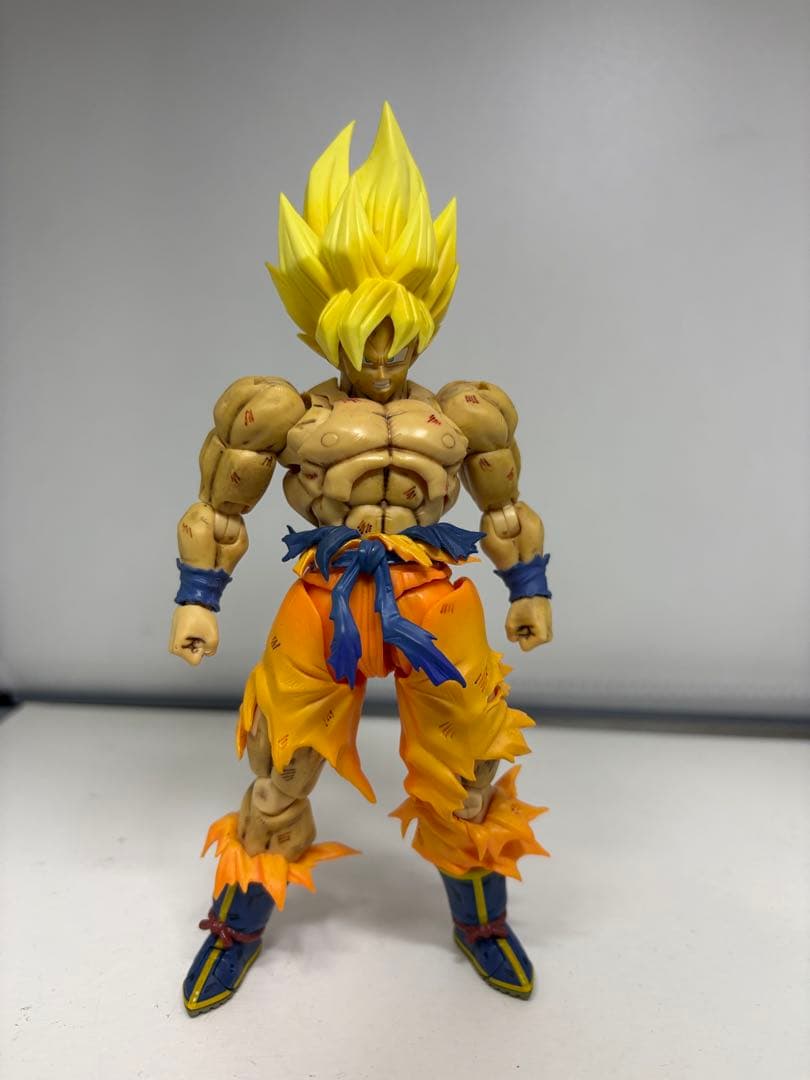 s.h.figuarts 孫悟空-伝説のスーパーサイヤ人　リペイント