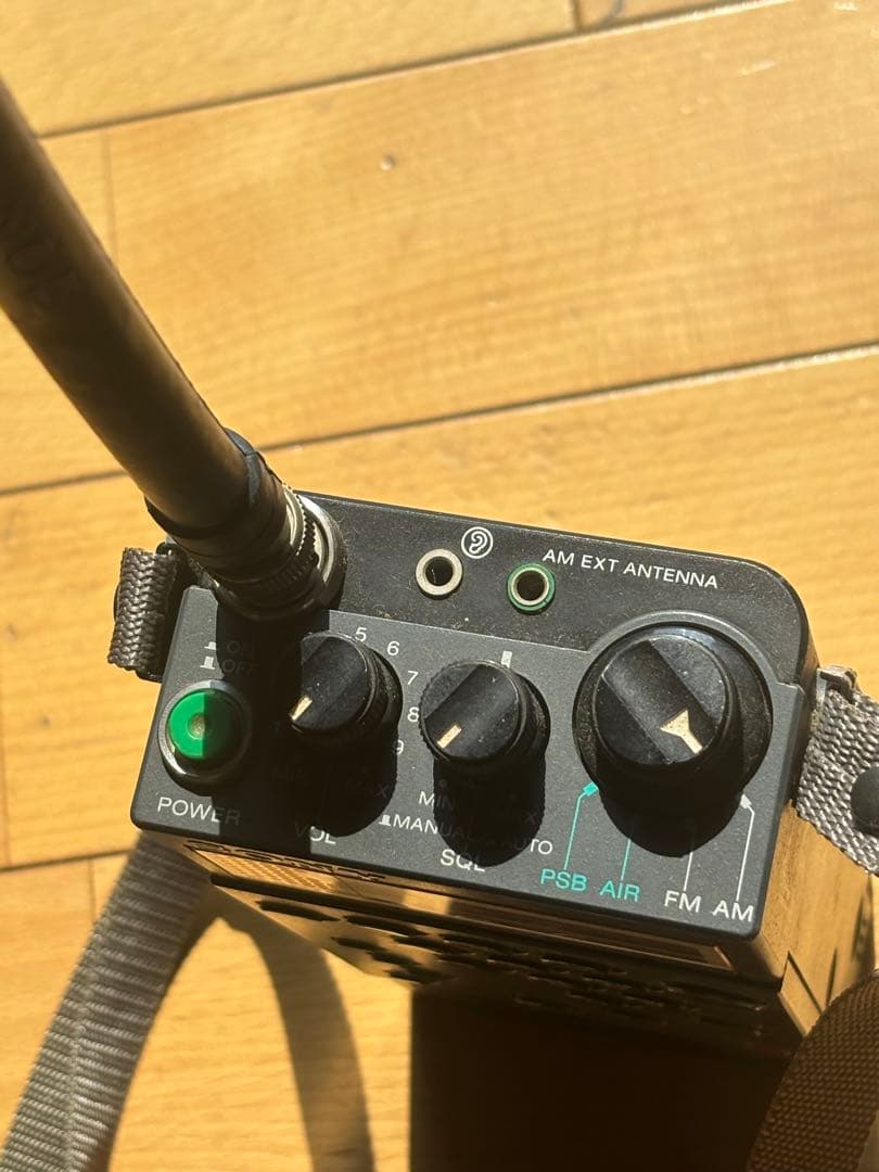 SONY AIR BAND ラジオ AIR-8 ジャンク品