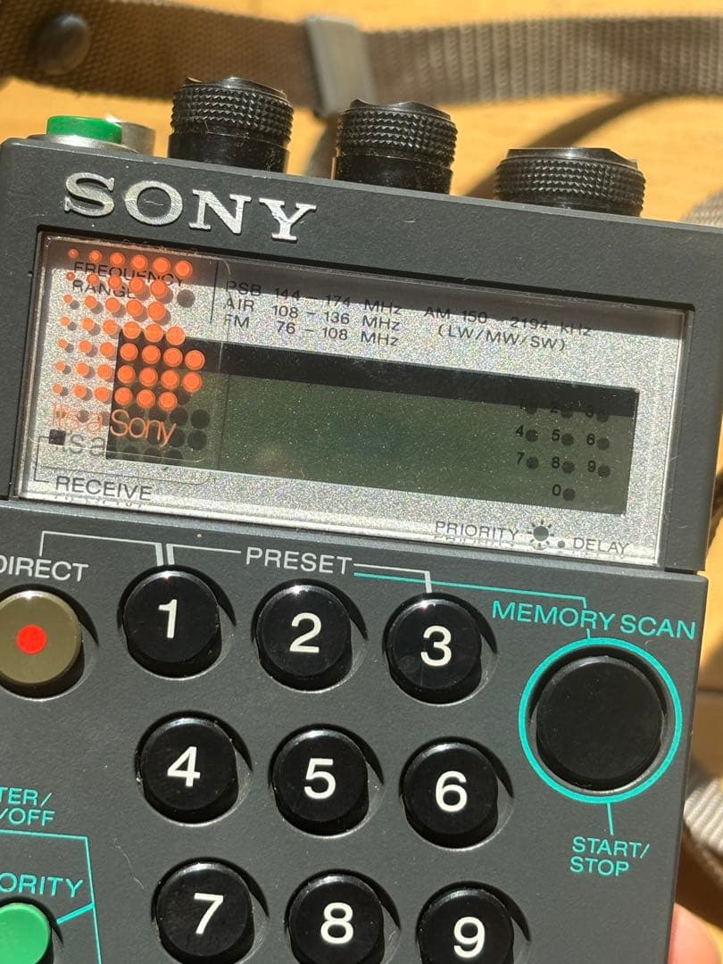 SONY AIR BAND ラジオ AIR-8 ジャンク品
